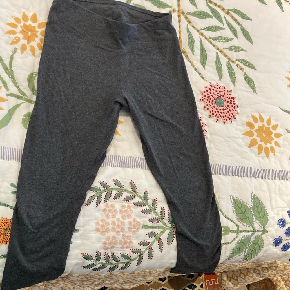 Pact Gray Organic Cotton Leggings Soft Stretchy Fit - Picture 3 of 5